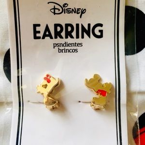 Mickey & Minnie Kissing Earrings Daiso